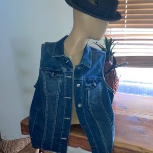 Jean vest / Vince Camuto